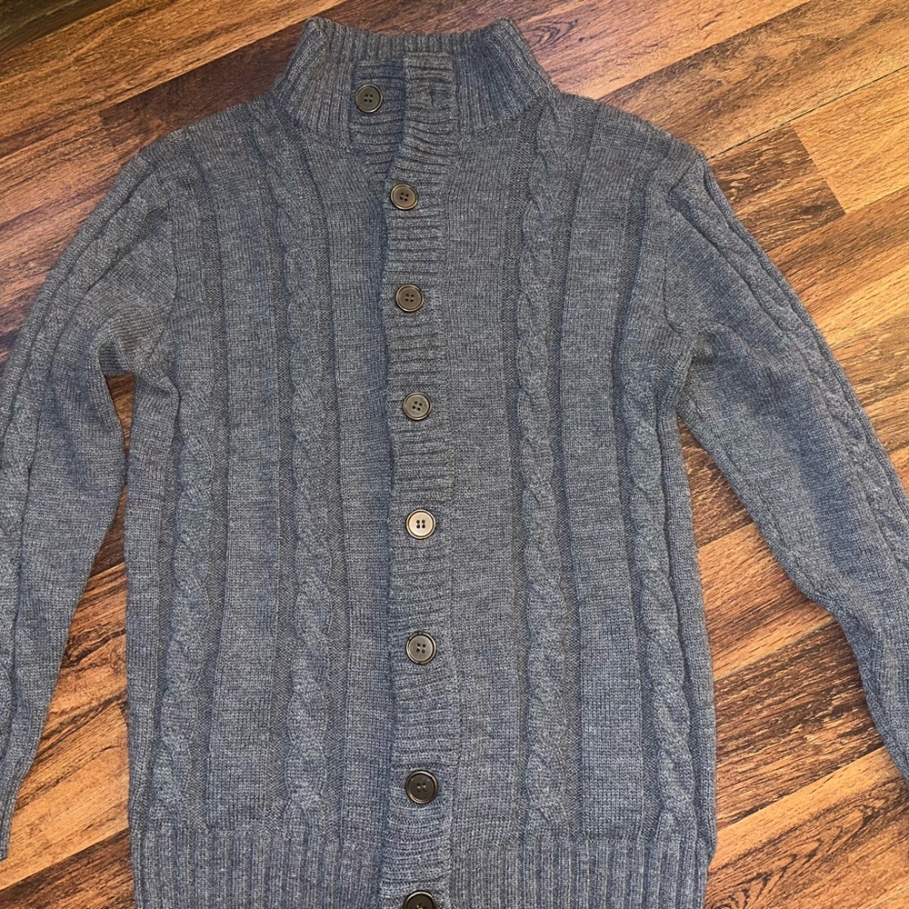 Men'sGray Cable Knit Sweater